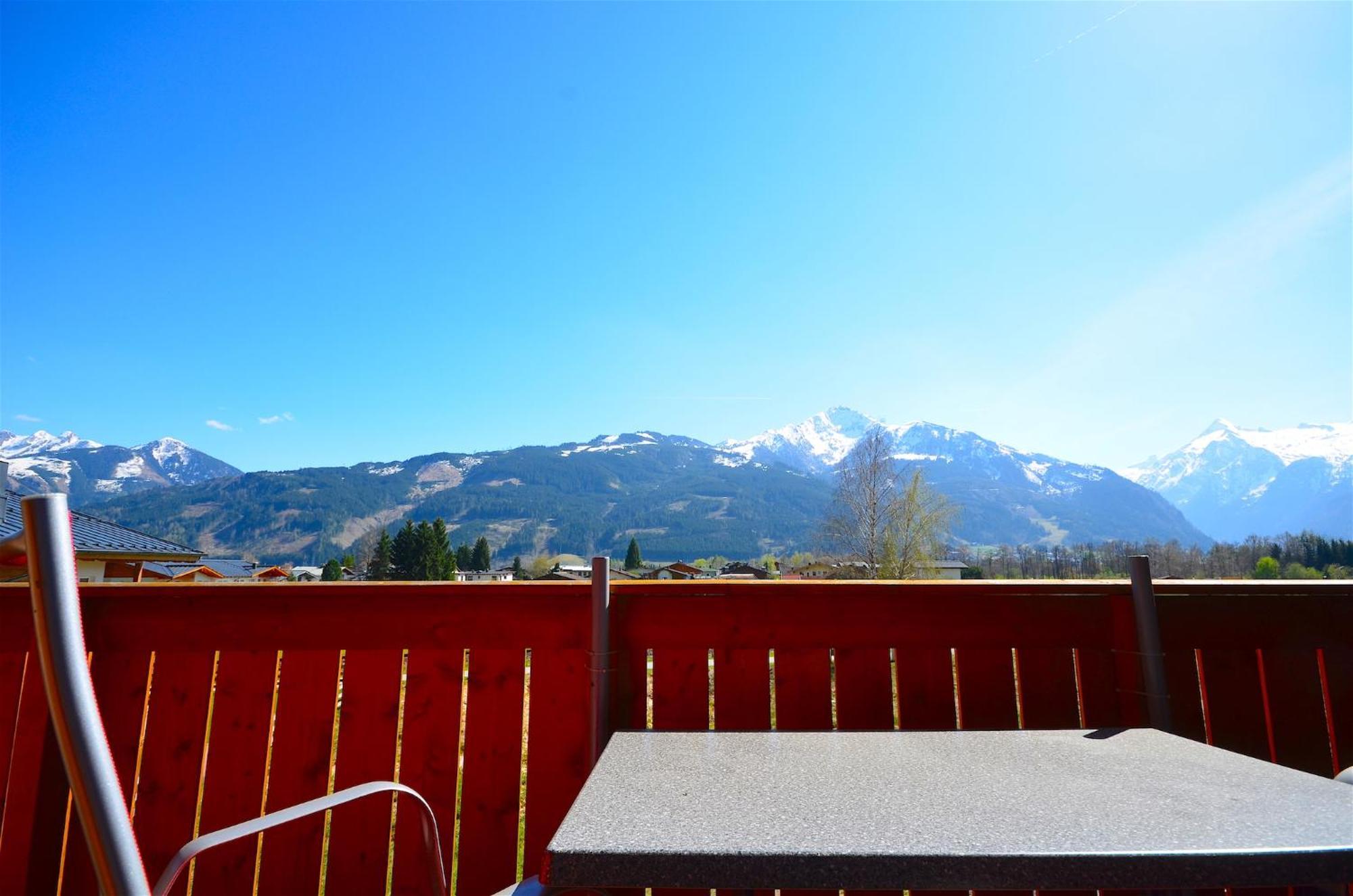 Apt Mountain View By - Alpen Apartments Zell am See Extérieur photo
